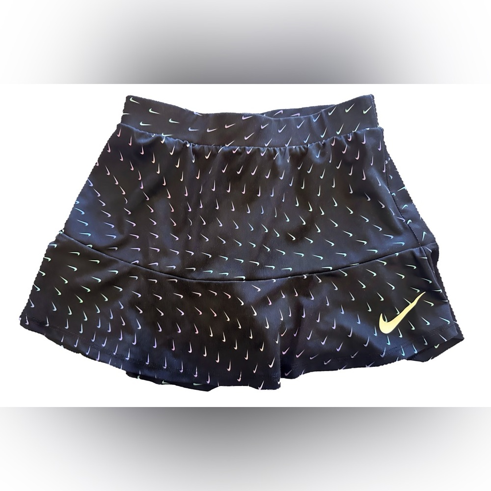 EUC Girls Nike Skort Size 6/Medium